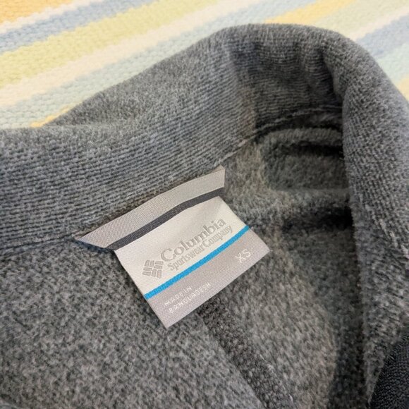 ⭐ Columbia Gray Light-weight Jacket XS - Picture 2 of 7